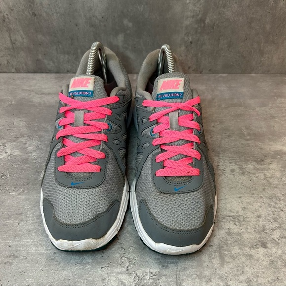 Nike Revolution 2 Running Shoes Womens sz 10 - grey - Picture 2 of 6